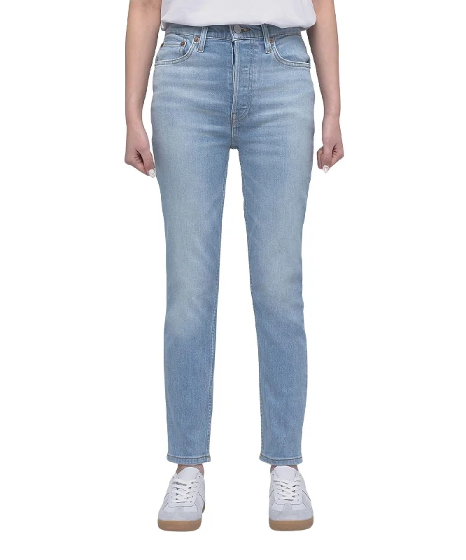 Women's Formal Apparel 90's High-Rise Ankle Crop Jean In Costa Indigo