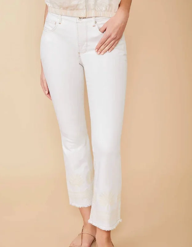 Women's Activewear Attire Ellington Kick Flare Jean In Pearl White