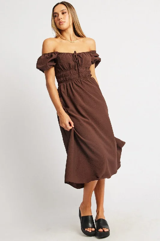 Women's Clothing for Every Season and Trend Brown Midi Dress Short Sleeve Ruched Bust