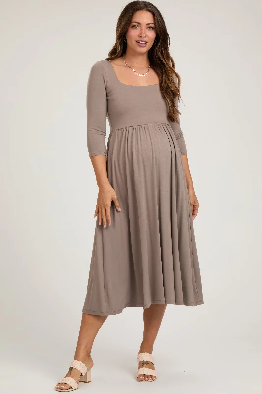 Outfits For Girls Mocha Square Neck 3/4 Sleeve Maternity Midi Dress