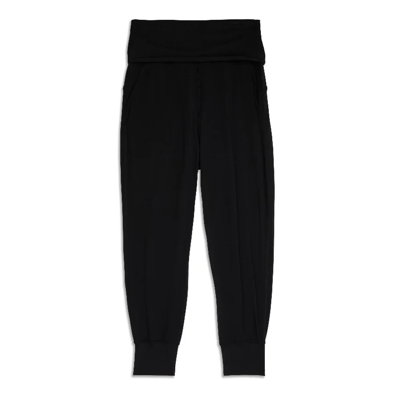 Sale On Clothing lululemon Align™ Super-High-Rise Ribbed-Waist Jogger - Resale