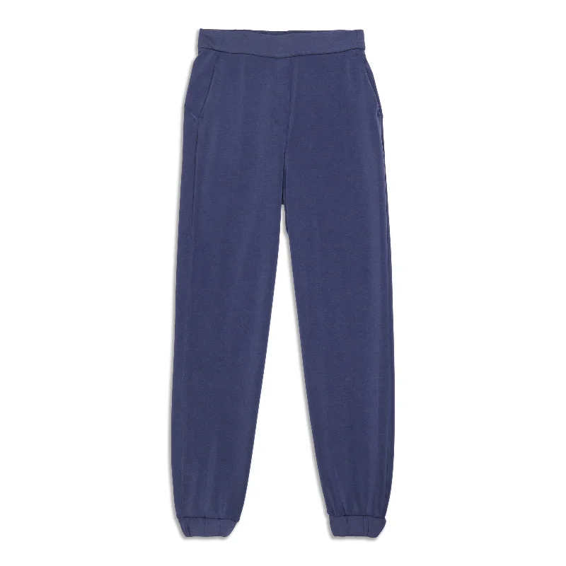 Casual Attire For Women Softstreme Relaxed High-Rise Pant - Resale